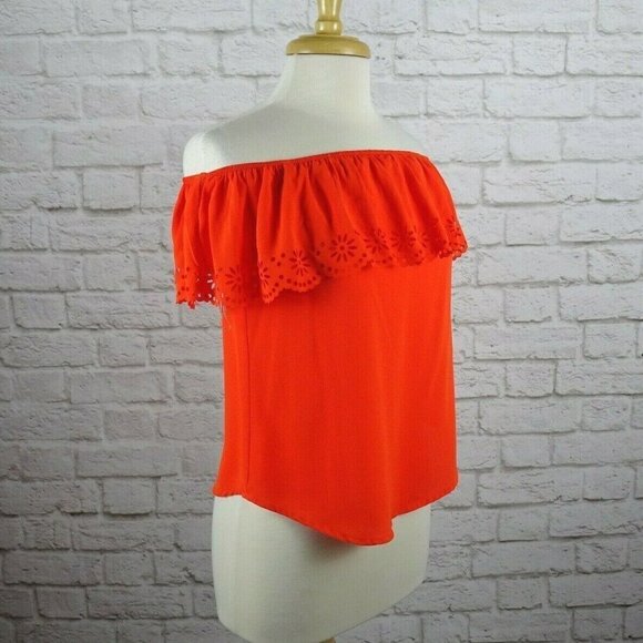 NWT Iris Basic Off The Shoulder Peasant Top Blouse Flower Cutout Flowy Red Small - Picture 1 of 12